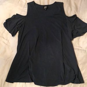 Cold shoulder top